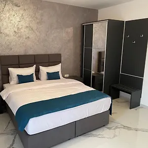 Rados Hotel